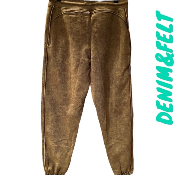 Alphalete Essential Oversized Joggers | Color: Earth Dye Brown Mineral Wash |NEW - Picture 3 of 12